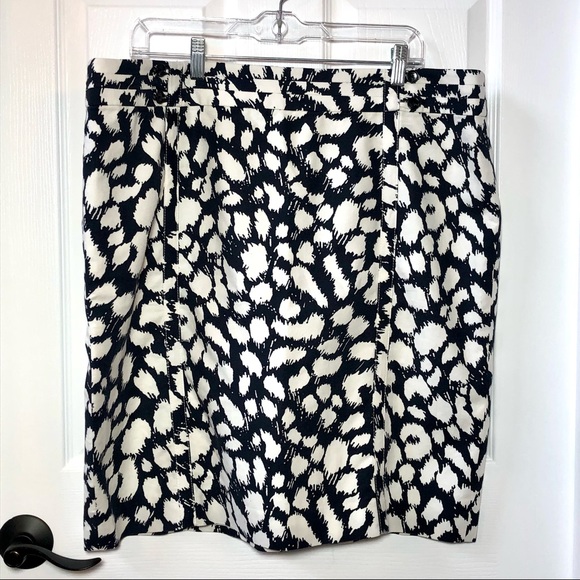 ⭐️ Ann Taylor LOFT Womens Cotton Rayon Pencil Skirt Navy White Geometric Size:16 - Picture 2 of 13